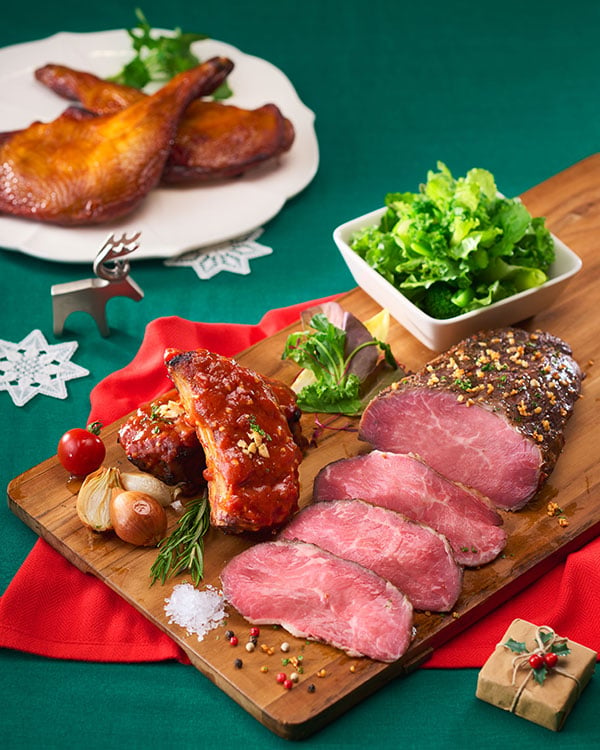 柿安ダイニング “お肉で祝うクリスマス”テーブルイメージ